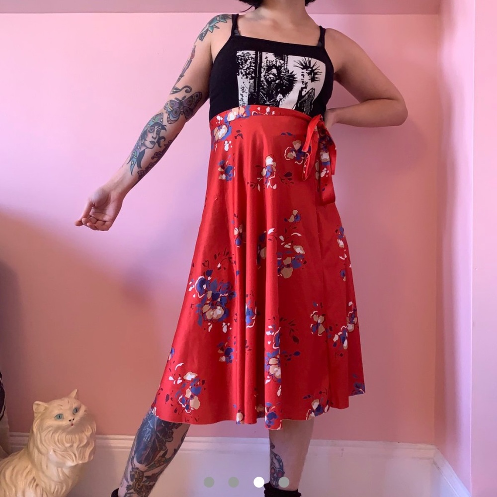 70s silky red floral tie skirt
